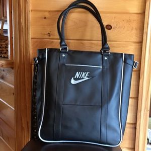 Black Nike tote bag with laptop pocket